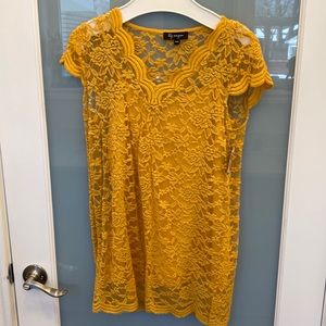 Lily Morgan Lace top